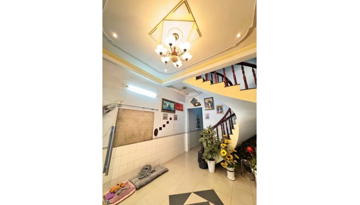 Bán Nhà 2 Tầng Hẻm Xe Hơi 72m2_4.1*18 Chỉ 6.5 tỷ Đường Số 2 Trường Thọ Thủ Đức Vào Ở Ngay.